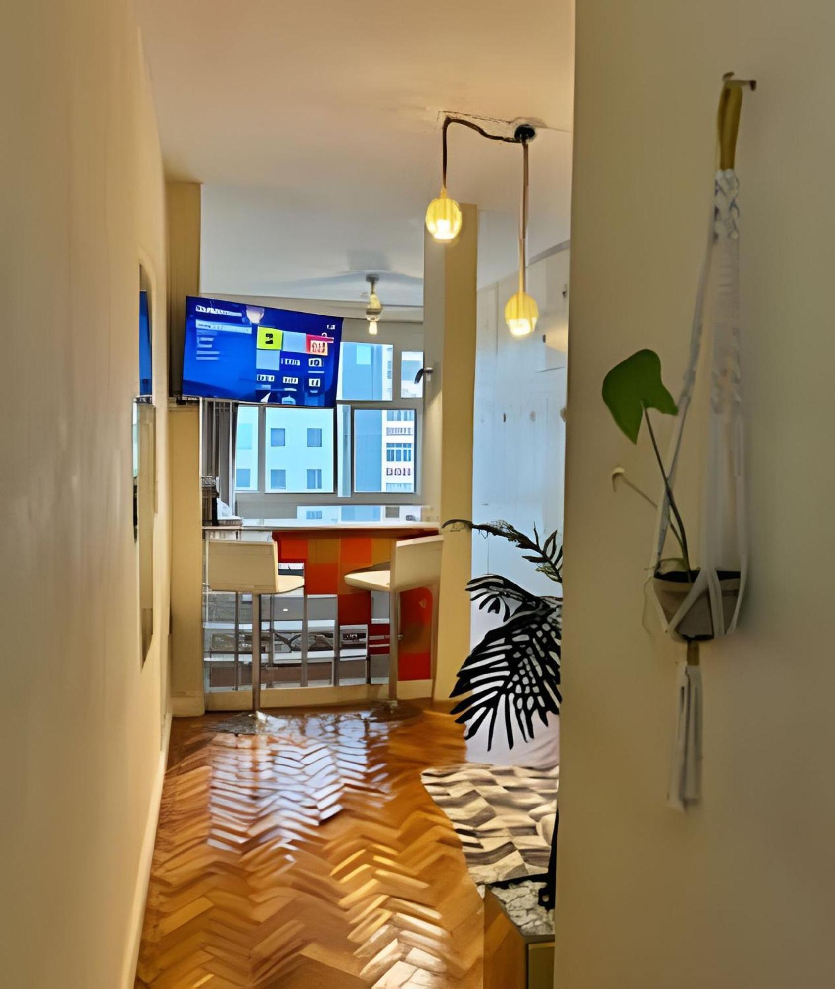 Apartamento Em Copacabana Com Vista Lateral Do Mar Rio de Janeiro Eksteriør billede